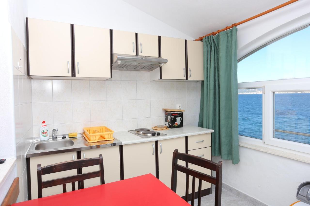 Apartments By The Sea Slatine, Ciovo - 14541 Kültér fotó