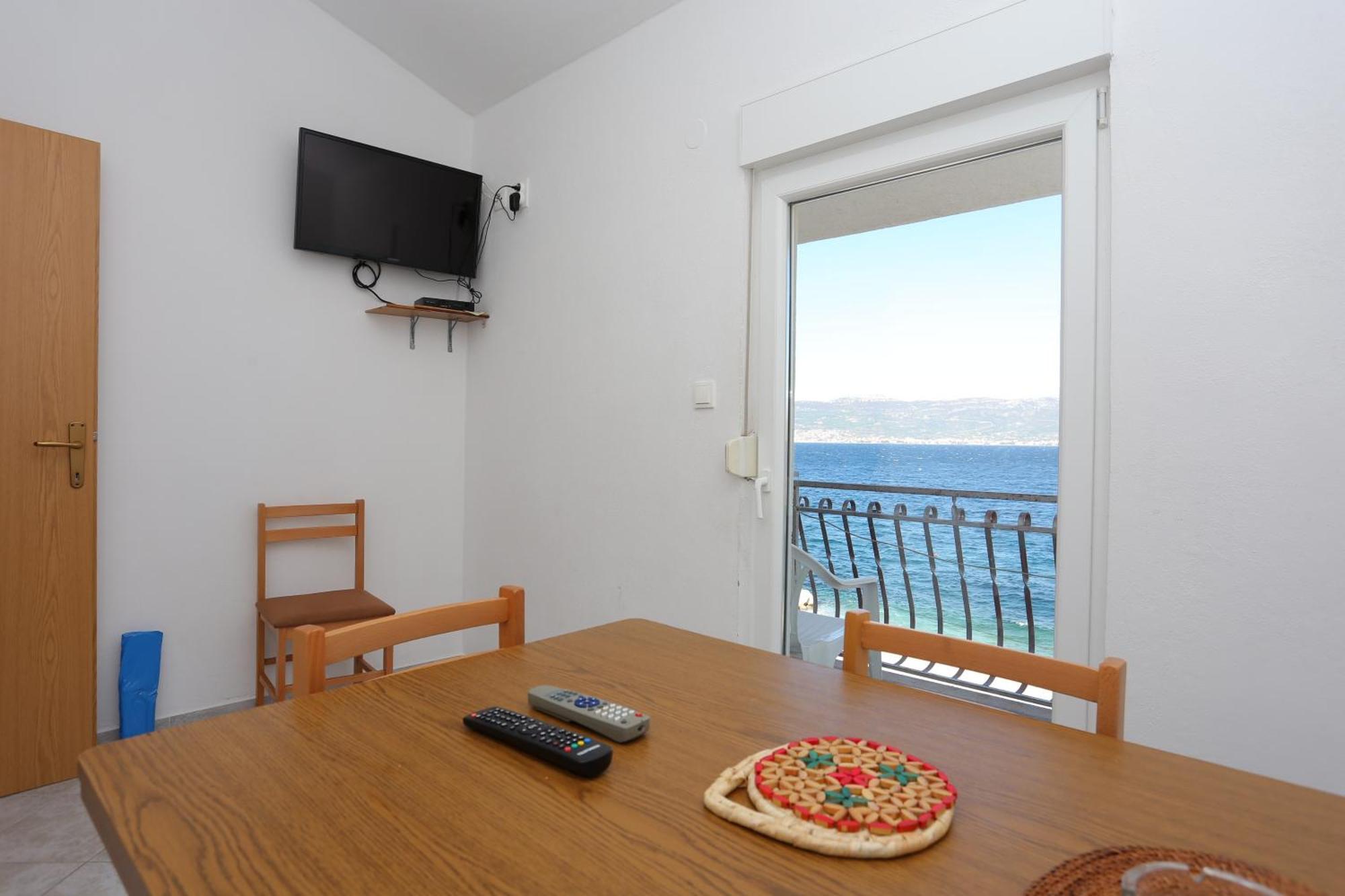 Apartments By The Sea Slatine, Ciovo - 14541 Szoba fotó